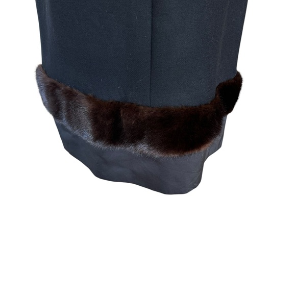 Max Mara Black Wool with Mink Trim Sheath Dress Chic Classic US sz 10 - Picture 9 of 13